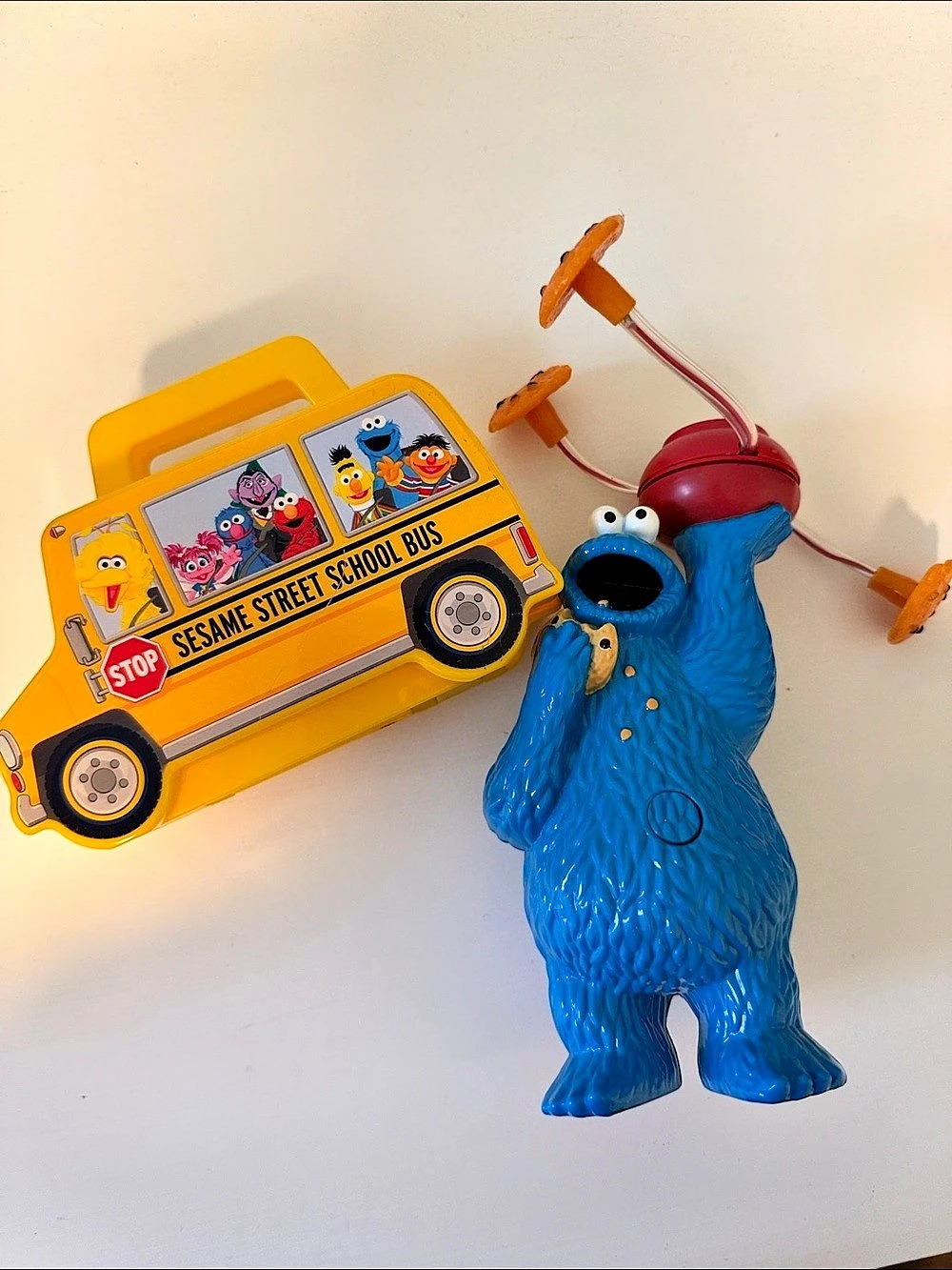 Sesame Place Souvenirs Cookie Monster Lightup Spinner & School Bus